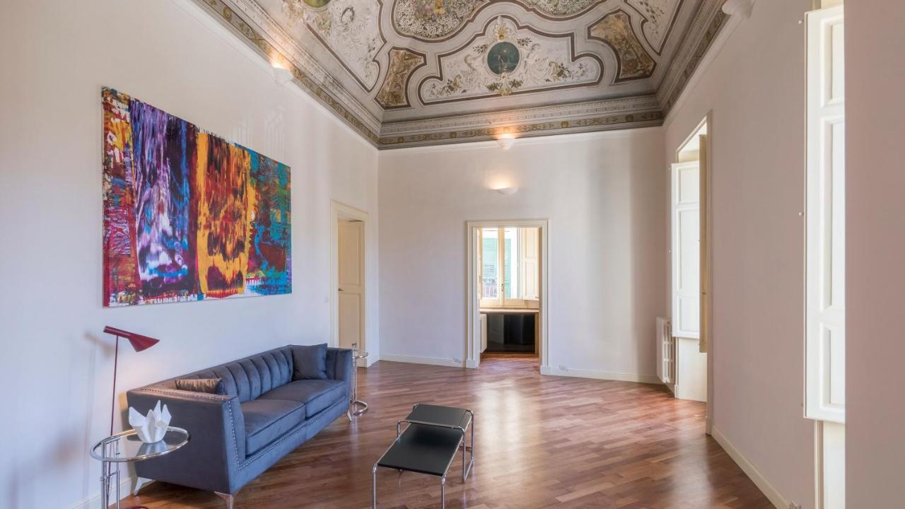 Apartamento Palazzo Acquaviva - Il Giardino Sospeso Lecce Exterior foto