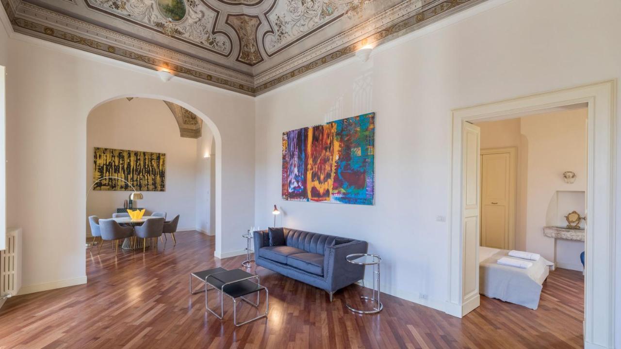 Apartamento Palazzo Acquaviva - Il Giardino Sospeso Lecce Exterior foto